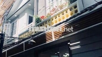 Cho thuê nhà hẻm 18 Trần Quang Diệu - 4,3x10 - 13 triệu/tháng.