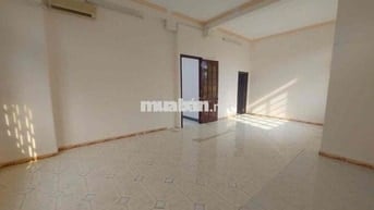 Đường xe tải hẻm Bùi Văn Ba Phường Tân Thuận Đông Quận 7