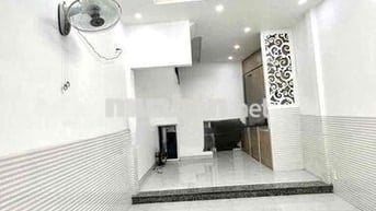 NHÀ NC TRẦN HƯNG ĐẠO, 60M2 SỬ DỤNG, 2 TẦNG 2PN, GĐ Ở, SV GHÉP, 9TR