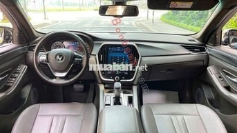 Vinfast LuxA 2.0 Plus