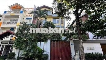 Cho Thuê Biệt Thự View Công Viên, KDC Nam Long- Trần Trọng Cung