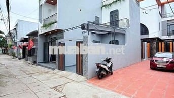 Bán nhà 3 tầng đường oto 6m Tôn Đản ngang gần 8m