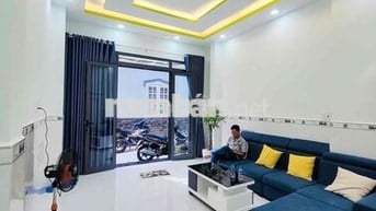 Nhà ngay Vườn lài- Dt:4x10- đúc 2 tầng- hẻm xe hơi-Chỉ 4.xtỷ
