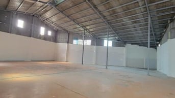 Cho thuê kho xưởng mặt bằng 1000m2 đường Hoàng Hữu Nam, Long Thạnh Mỹ