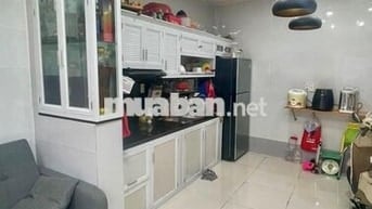 Cho thuê nhà nguyên căn đầy đủ nội thất – trung tâm Quận 10