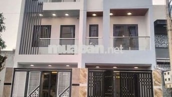 BÁN NHÀ PHỐ ĐẸP Ở CÁT TƯỜNG  PHÚ SINH . LONG AN CŨ. NHÀ ĐẸP VÀO Ở NGAY