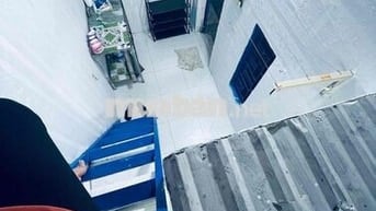 có gác.bep.toilet. 1nữ. free 1xe.co may lanh.p25.binhthanh.camera an n