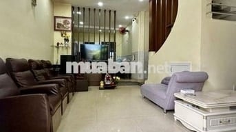 NHÀ TÔN ĐẢN Q4- 50m2 - 3 LẦU- SÁT MT- GIÁ 6 TỶ NHỈNH