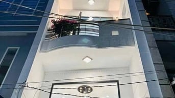 Chính chủ bán gấp nhà DT 35m2 giá 3tỷ Lê Lợi P4 Quận Gò Vấp, SHR