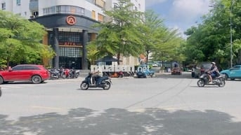 SIÊU PHẨM 5 TẦNG, 5PN, HXH TRÁNH, CẠNH CHUNG CƯ DREAM HOME,GIÁ 7.8 TỶ