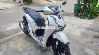 SH 125I, đăng ký 25/12/2018, trắng đen, 28.164 Km
