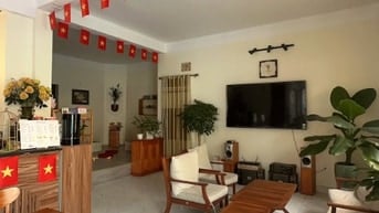 Bán nhà Trích Sài 93m, ngõ thông, gần Hồ Tây, cho thuê apartment. 