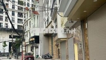 Nhà Đẹp Lô Góc-Ô Tô Tránh Vào Nhà-42M-4Tầng-MT 4M-Đình Thôn-Mỹ Đình