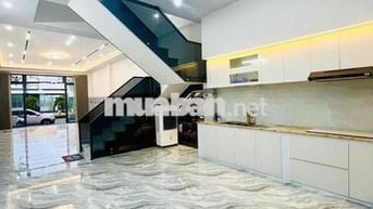 NHÀ MỚI ĐẸP TRỤC CHÍNH KDC HỒNG LOAN
