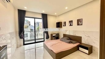 ✨CHO THUÊ CĂN HỘ 1PN TÁCH BẾP, RỘNG 40m2, MẶT TIỀN, THANG MÁY, SÁT Q1
