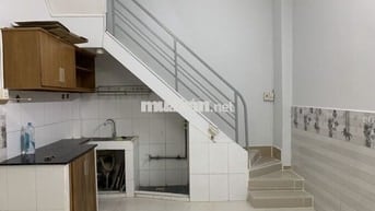 CHÍNH CHỦ CẦN BÁN NHÀ TRUNG TÂM QUẬN 10. DT 30 m2!!!