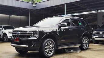 Ford Everest 2023 Titanium 2.0 AT 4x2 - 28000 km