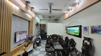 Bán nhà phố Bạch Mai gần TTTM Chợ Mơ, Dt 40m2, 4t, giá nhỉnh 5 tỷ.