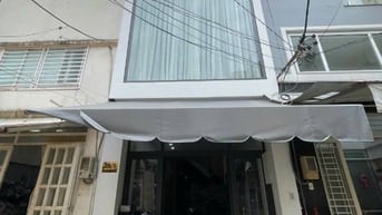 Cho thuê nhà mới H4m An Dương Vương,P8,Q5. 4 dài 18m, 2 Lầu .Giá 22 Tr