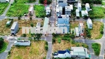 T&T Long Hậu- Thái Sơn Bans 1 cawpj 200 m2 view cv giá chỉ 4.3 tỷ