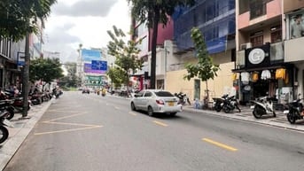 Bán nhà MT đường Nguyễn Trãi, P. Bến Thành, Quận 1