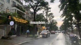 CHO THUÊ VILLA SAIGON PEARL –ĐƯỜNG D1, ĐỐI DIỆN SUNWAH PEARL. Giá 95tr