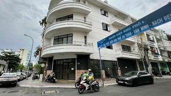 GÓC 2 MẶT TIỀN, CÓ LỀ RỘNG, CÓ THANG MÁY HÀNG SỐ 10E TRẦN NHẬT DUẬT Q1