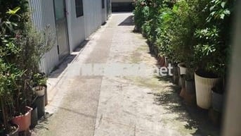 Nhà rộng kiên cố  trung tâm gần chợ Đà Lạt - 158m - 5,5 ty - hẻm ô tô