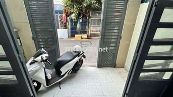 Cho thuê nhà hẻm xe tải Tân Kỳ Tân Quý Quận Tân Phú