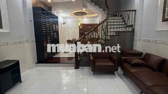 nhà full Nội Thất trệt 3 lầu 4 phòng ngủ 4wc, hẻm xe tải