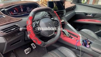 Peugeot 5008 2023 Premium - 6000 km