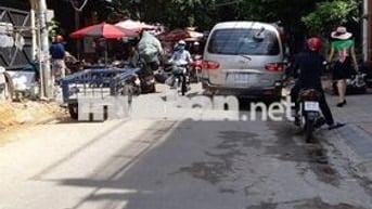 cho thuê nhà nguyên căn mặt tiền chợ Tam Bình diện tích rộng