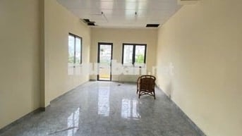 Văn phòng Phạm Văn Đồng, 70m2, 7tr, có bãi để xe hơi, bảo vệ 24/7