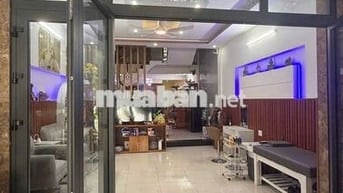 BÁN NHÀ CHÍNH CHỦ ĐƯỜNG 10.5M - HƯỚNG ĐB, VỊ TRÍ ĐẸP HOT HÒA XUÂN
