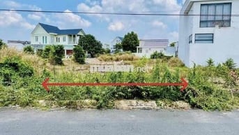 CHỦ CẦN TIỀN BÁN GẤP ĐẤT Ở TT THỊ TRẤN CÁCH SÂN VẬN ĐỘNG CỦ CHI 1km