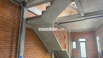 NHÀ PHỐ LIỀN KỀ 7,7 TỈ( 211M2 6PN ĐƯỜNG THỐNG NHẤT BÌNH DƯƠNG)