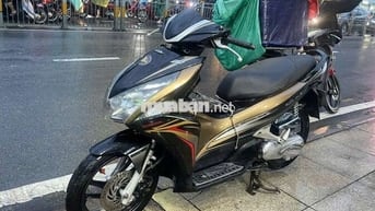 Honda air blade 2012 mới 90% biển số thành phố