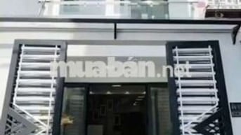 890tr sang tên nhà gần chợ Bình Điền, có sổ hồng riêng đã hoàn công.