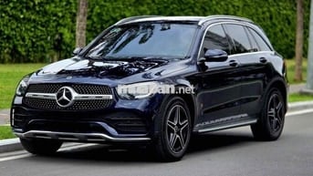 Mercedes Benz GLC300 4MATIC Model 2022 Bank 90%