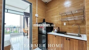 Ban công tách bếp siêu đẹp ngay cầu Nguyễn Văn Cừ Q5