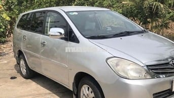 Toyota Innova 2010 G - 140000 km