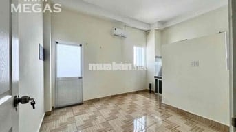 STUDIO 3x 4x CÓ BAN CÔNG - THANG MÁY - HẦM XE CÁCH TRƯỜNG NTTU 5 PHÚT