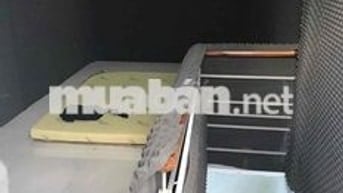 nhà nhỏ 1pn 1wc 1 lầu có ban công có máy lạnh tủ lạnh