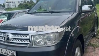 Toyota Fortuner 2009 2.5G - 200931 km