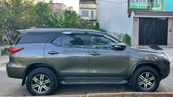 Cho thuê xe Toyota Fortuner cuối 2017 – có tài xế