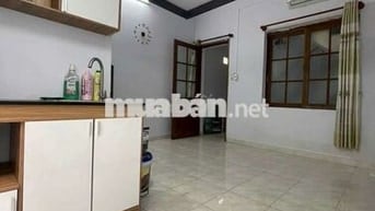 Duplex rộng sát bên IUH, phòng ngay tầng 1