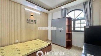 HOT CĂN HỘ DỊCH VỤ FULL NỘI THẤT CỬA SỔ TRỜI NGAY NGÃ TƯ BỐN XÃ