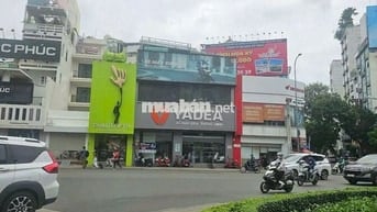 Cho thuê nhà mặt tiền  đường Cách Mạng Tháng Tám, Phường Bến Thành, Q1