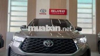 TOYOTA INNOVA CROSS 2024