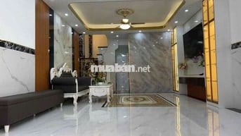Nhà Q3 hẻm oto có thang máy full nội thất 5PN 5WC 37tr